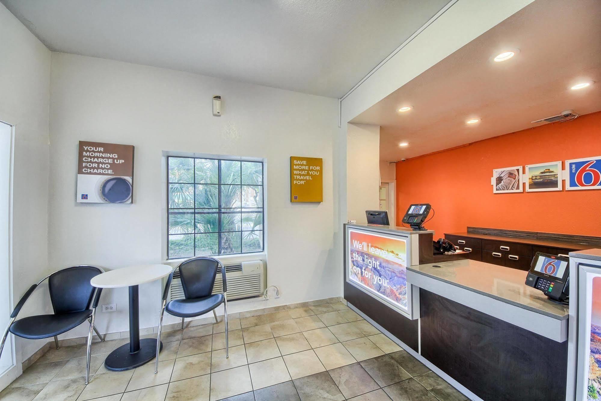 Motel 6-San Antonio, Tx - Northwest Medical Center Bagian luar foto